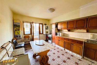 Tur 3D! Apartament 4 camere spatios,  luminos,cu garaj,Ultracentral,Covasna - 2