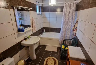 Viile noi-casa la sol cu garaj - 16