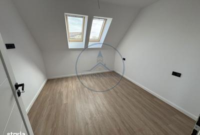 Apartament cu 3 camere în Central - 11
