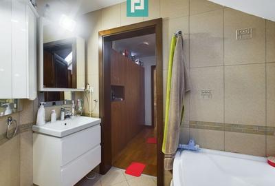 Casă pe Strada Oituz - 23