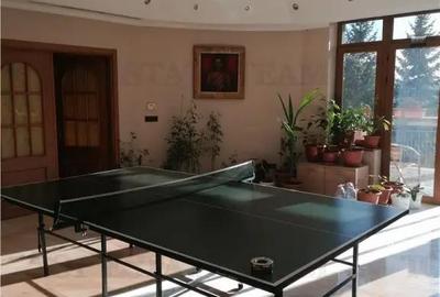 Casă cu 9 camere cu Teren 1784 Mp în Cornu - 18