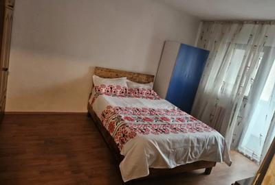 Inchiriez garsoniera - 6