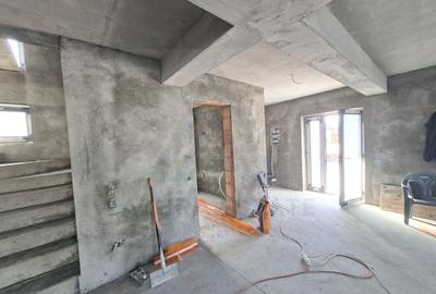 Casă individuală cu 4 camere cu Canalizare în Șelimbăr - 11
