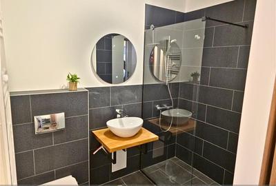 Garsonieră decomandată, mobilată în 1 Mai - 9