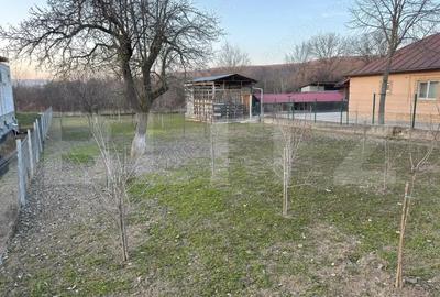 Teren de 600 mp, în Central - 3