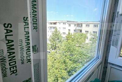 Apartament cu 3 camere decomandat în Lenin