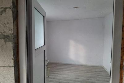 Casă cu 3 camere cu Teren 60 Mp în Central