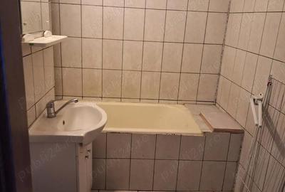 Apartament cu 3 camere decomandat în Sud - 8