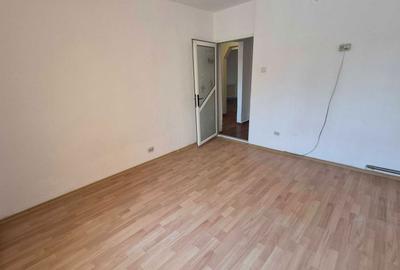 Apartament cu 3 camere decomandat în Central - 5