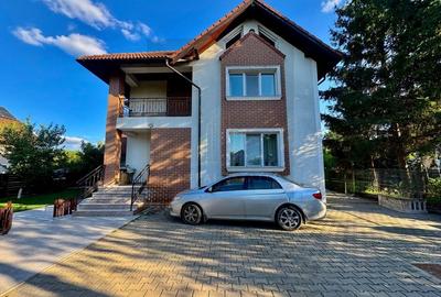 Vânzare Casă  D+P+E - 230 m.p. - Bucium - 4