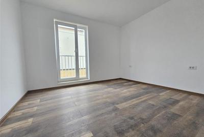 Apartament cu 3 camere decomandat în Sânpetru - 4