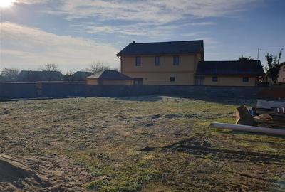 Teren intravilan in Bors cu toate utilitatile - 3