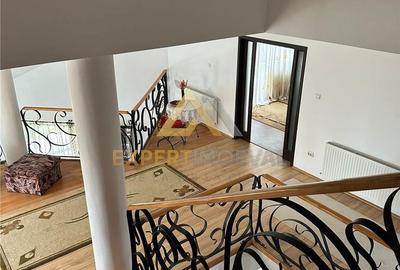 Casă cu 7 camere cu Teren 1100 Mp în Valea Borcutului - 7