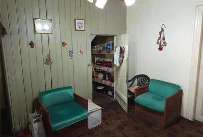 Casă cu 4 camere cu Teren 160 Mp în Anina - 14