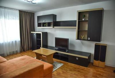 Apartament cu 3 camere decomandat în Central - 1