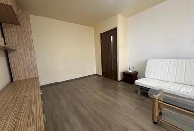 Garsonieră decomandată, mobilată în Teiul Doamnei