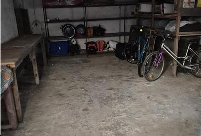 Apartament 2 camere la casa, 95 mp, curte - langa mall AFI Apartament 2 camere la casa, 95 mp, curte - langa mall AFI - 8