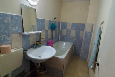 Apartament cu 4 camere decomandat, mobilat în 13 Septembrie - 12