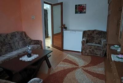 Apartament cu 3 camere decomandat în Central - 2