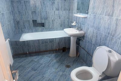 Casă cu 4 camere cu Teren 200 Mp în Central - 20