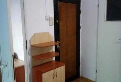 Apartament.Cu Doua Camere De Vinzare In Oradea Zona Rogerius Pretul Apartamentului.Este De 55.500Eur - 1