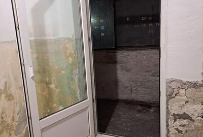 Apartament cu 3 camere decomandat în Decebal - 3