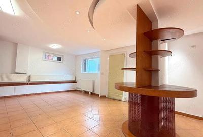 Spațiu comercial, de 90 mp, în Badea Cârțan - 8