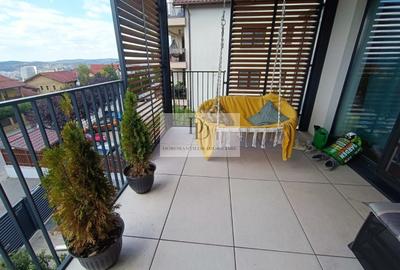 Apartament cu 4 camere decomandat, mobilat în Europa - 17