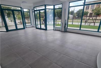 SPATIU COMERCIAL ULTRACENTRAL - Str . LIBERTATII - 11