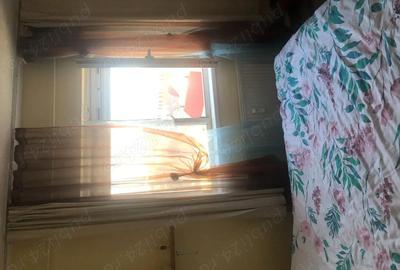 Apartament cu 2 camere decomandat în Intim - 2