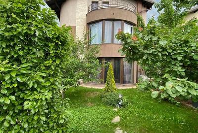 Casă individuală cu 5 camere cu Teren 300 Mp în Pipera - 1