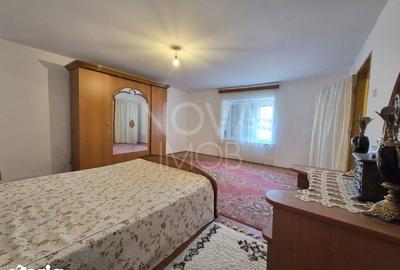 Casă cu 3 camere cu Canalizare în Marpod - 5