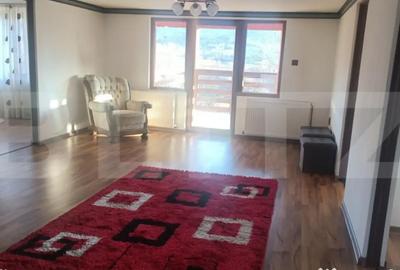 Casă cu 5 camere cu Teren 800 Mp în Central - 3