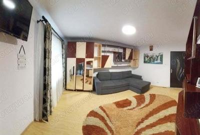 Garsonieră decomandată în Central - 2