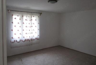 Casă cu 3 camere cu Teren 2900 Mp în Vețel - 4