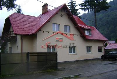Spațiu comercial, de 280 mp, în Central - 7