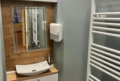 Spațiu comercial, de 85 mp, în Central - 6