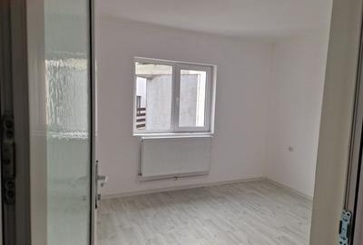 Agenție imobiliară vindem casa la sol în Năvodari - 3