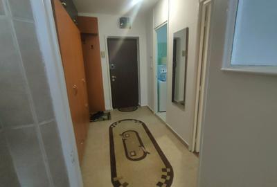 Garsonieră decomandată, mobilată în Vitan - 4