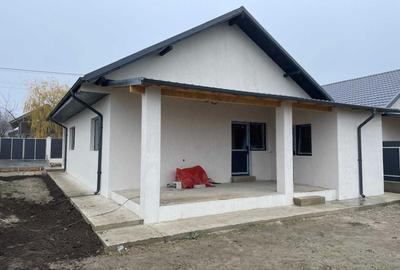 Casă cu 3 camere în Șendreni - 4