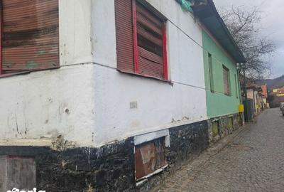 Casă cu 2 camere cu Teren 85 Mp în Progresul - 2