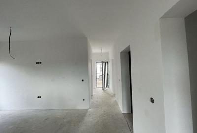 Casă individuală cu 4 camere cu Teren 300 Mp în Mărtinești - 3