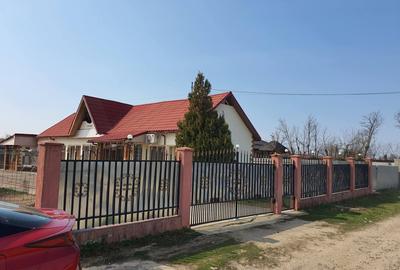 Casă individuală cu 5 camere cu Teren 520 Mp în Tudor Vladimirescu