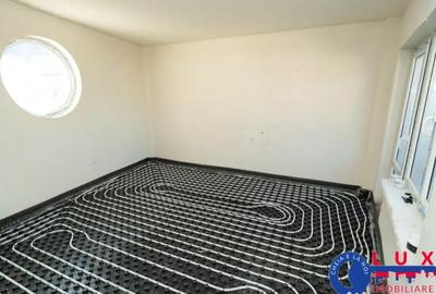 Casă cu 5 camere cu Teren 136 Mp în Neptun - 7