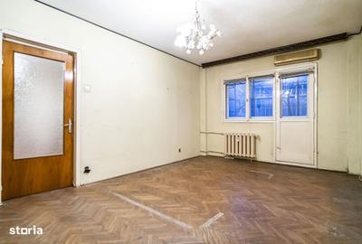 Apartament cu 3 camere semidecomandat în 1 Mai - 9
