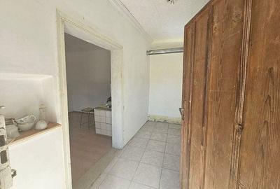 Teren de 1800 mp, în Foltești - 5