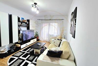 Apartament cu 4 camere – Micro 17, Str. Paulestiului, Satu Mare - 1