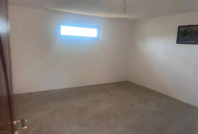 Casă cu Teren 580 Mp în Central - 9