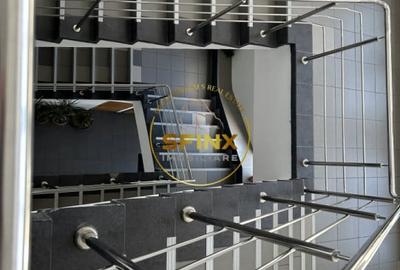 Birou, de 270 mp, în Regie - 2