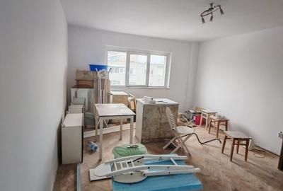 Apartament cu 2 camere decomandat în Exterior Vest - 4